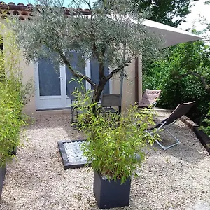  Vakantiehuis Au Pays De La Lavande...