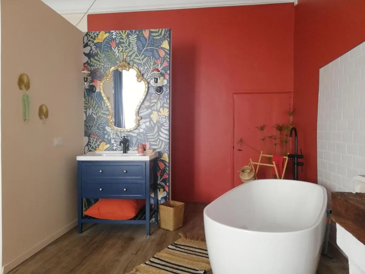 La Chambre D'Adele Valensole